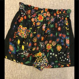 Tibi Shorts, EUC